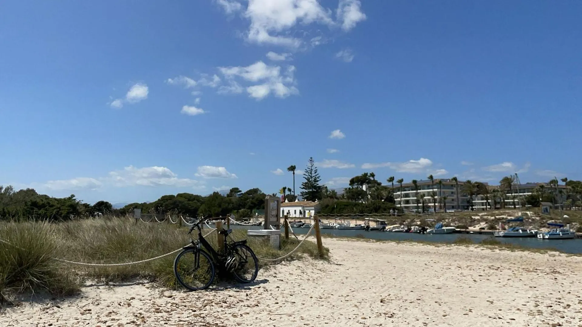 Villa Hilary Playa de Muro  Holiday home