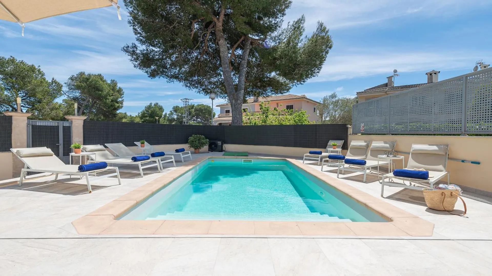 Villa Hilary Playa de Muro  Holiday home Playa de Muro (Mallorca)