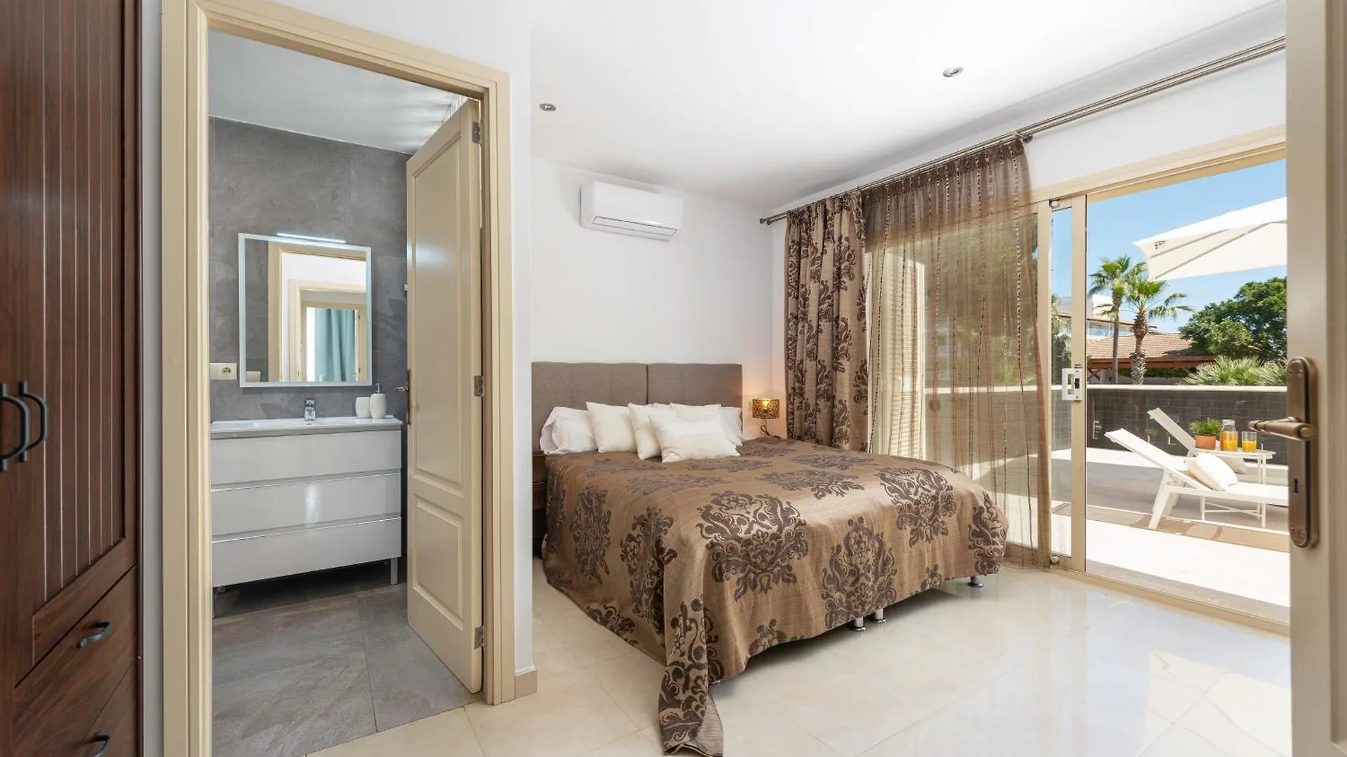 Holiday home Villa Hilary Playa de Muro